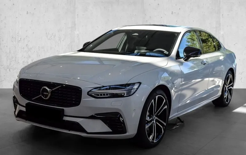 Volvo S90 T8 Recharge AWD =NEW= R-Desing/Panorama Гаранция Image 1