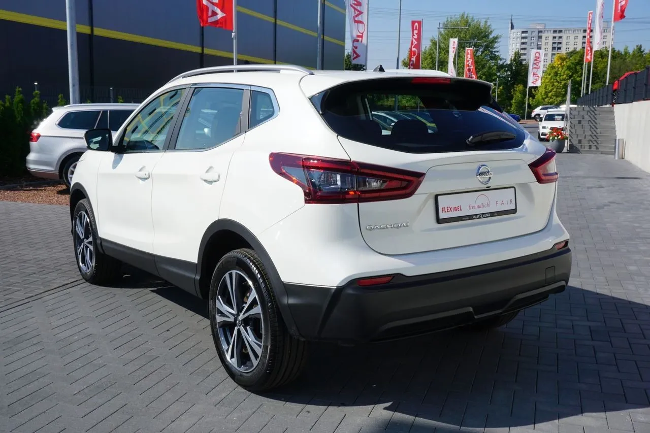 Nissan Qashqai 1.3 DIG-T...  Image 2