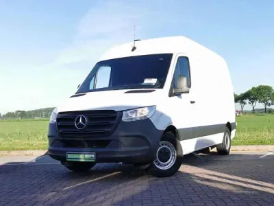 Mercedes-Benz Sprinter 314 L2H2 MBUX RWD